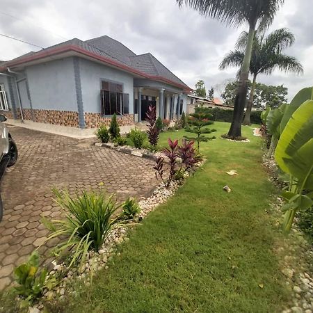 Comfort B&B Kigali Ngoại thất bức ảnh