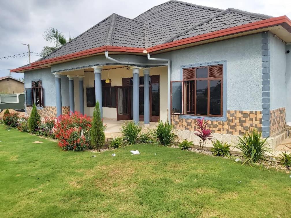 Comfort B&B Kigali Ngoại thất bức ảnh